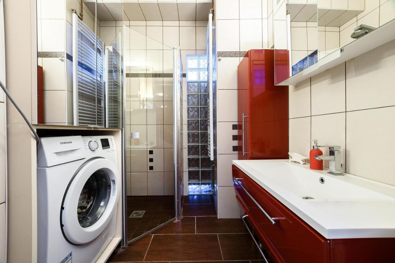 Downtown Buda Homes Relax บูดาเปสต์ ภายนอก รูปภาพ